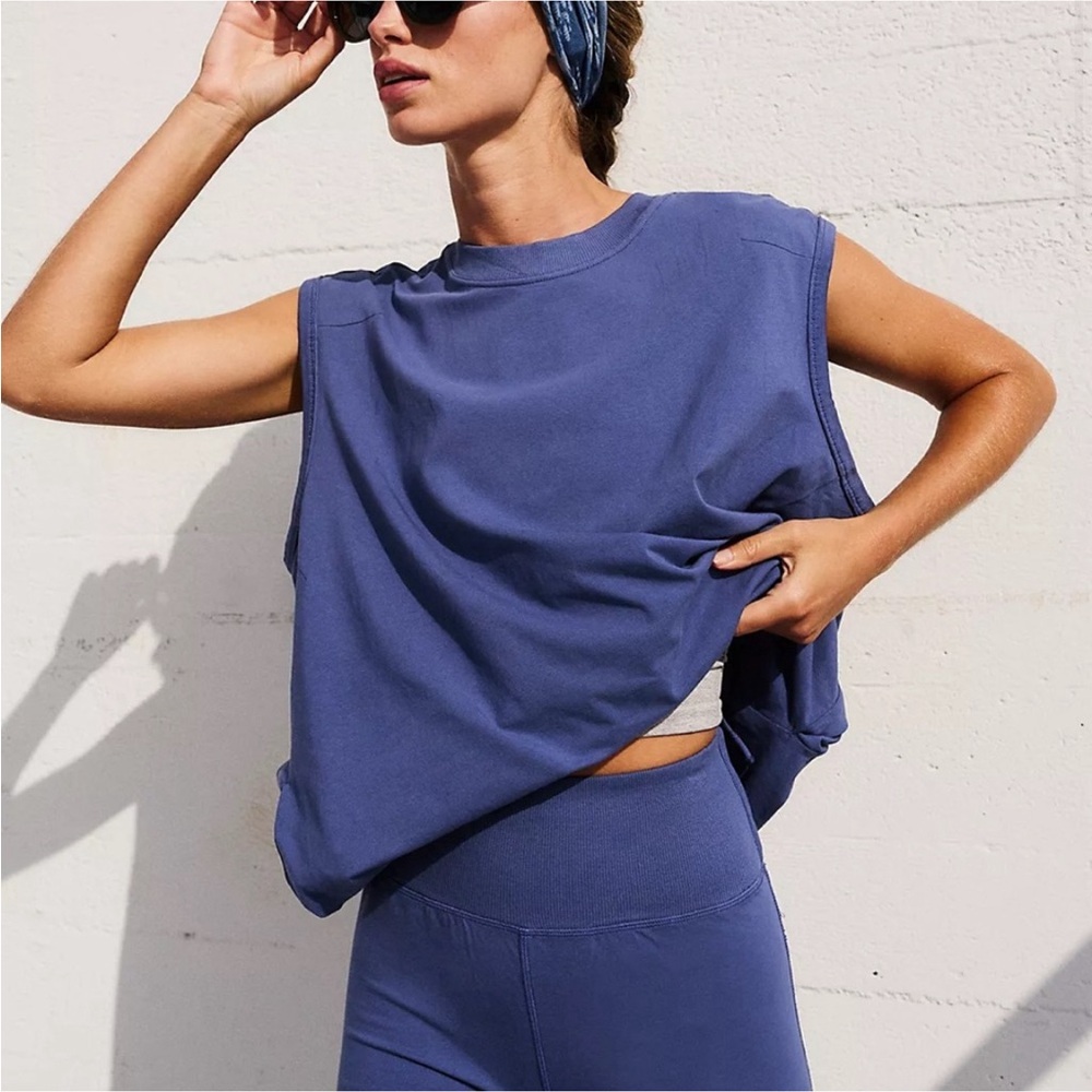 FREE PEOPLE MOVEMENT “HOT SHOT TANK” ULTRA INDIGO. SZ L. NWT